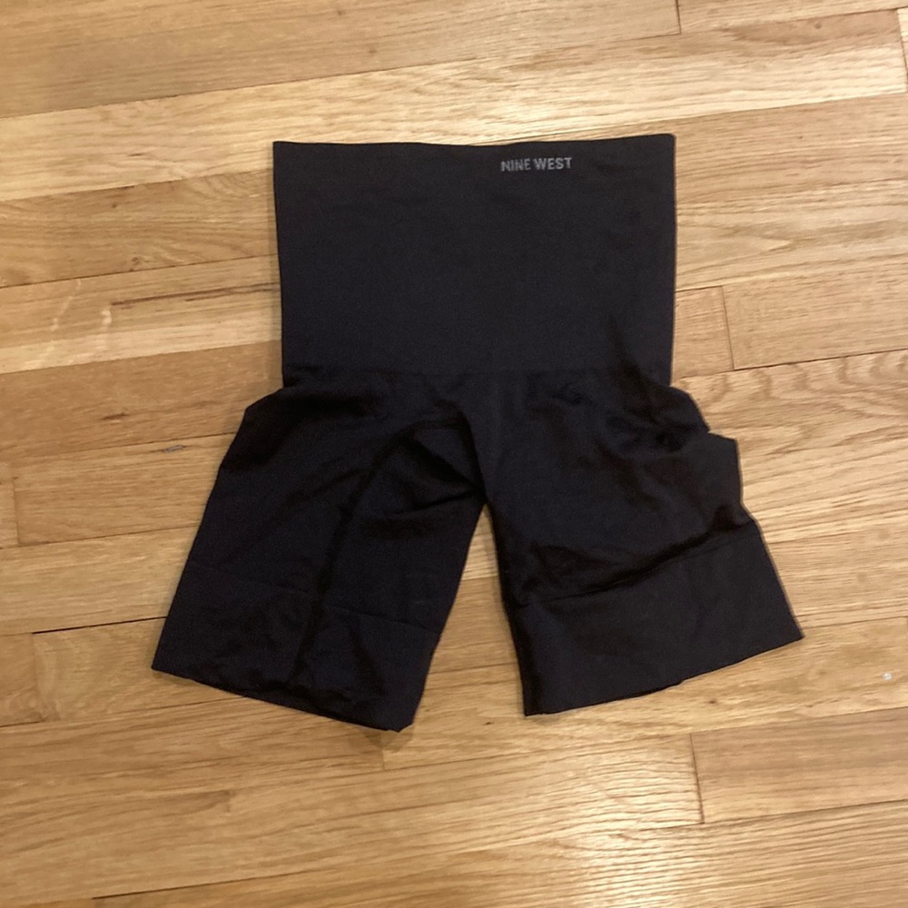 Nine West bottom shape wear